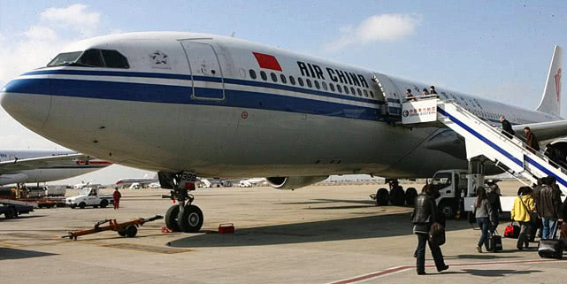 全球最大的载人客机,全球最大的客机价格