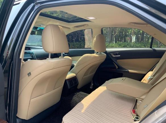 十年的丰田锐志还值得入手吗,零6年的锐志还值得买吗