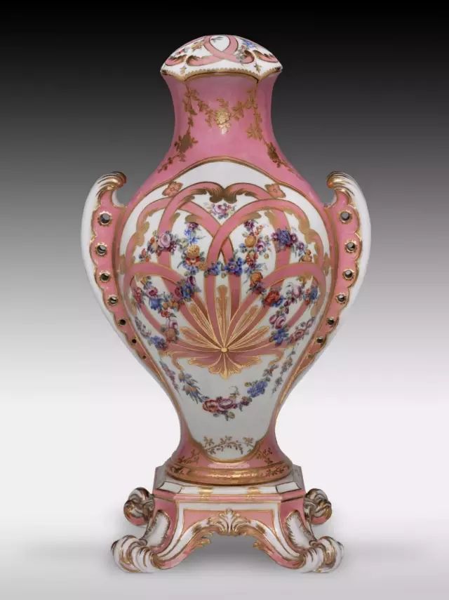 路易十五最著名的*妇情**:蓬巴杜夫人传奇一生