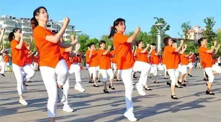 妈妈腰疼怎么办买什么,宝妈腰疼康复动作