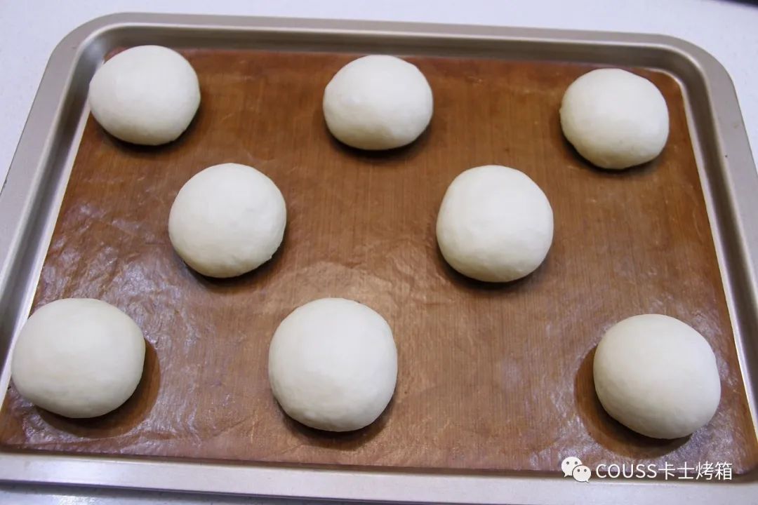 网红蒜香芝士面包,网红面包爆款芝士卷包