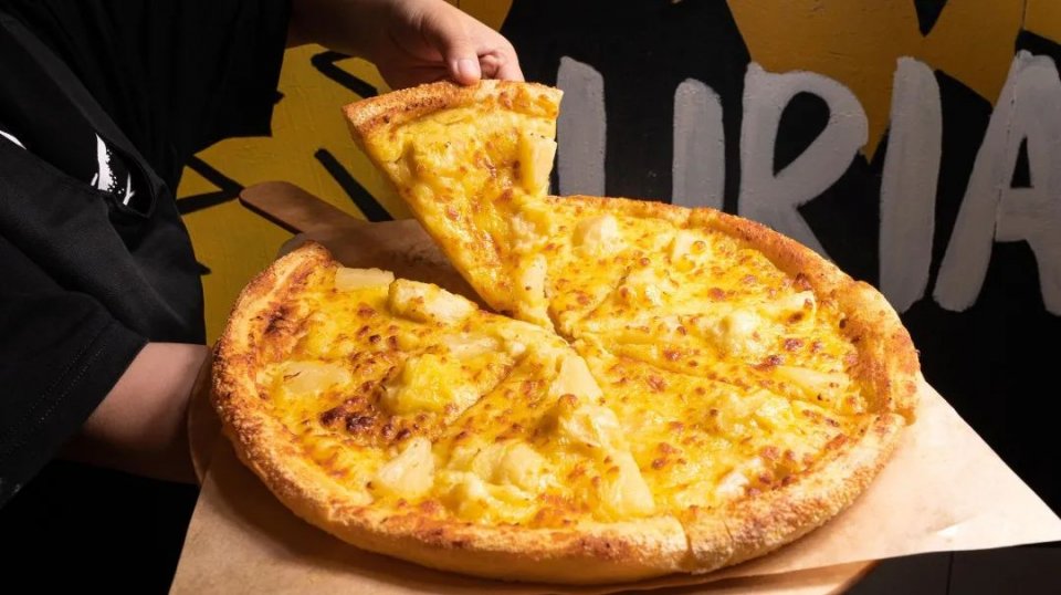 乐凯撒榴莲比萨买一送一只卖两周,乐凯撒爆浆榴莲披萨