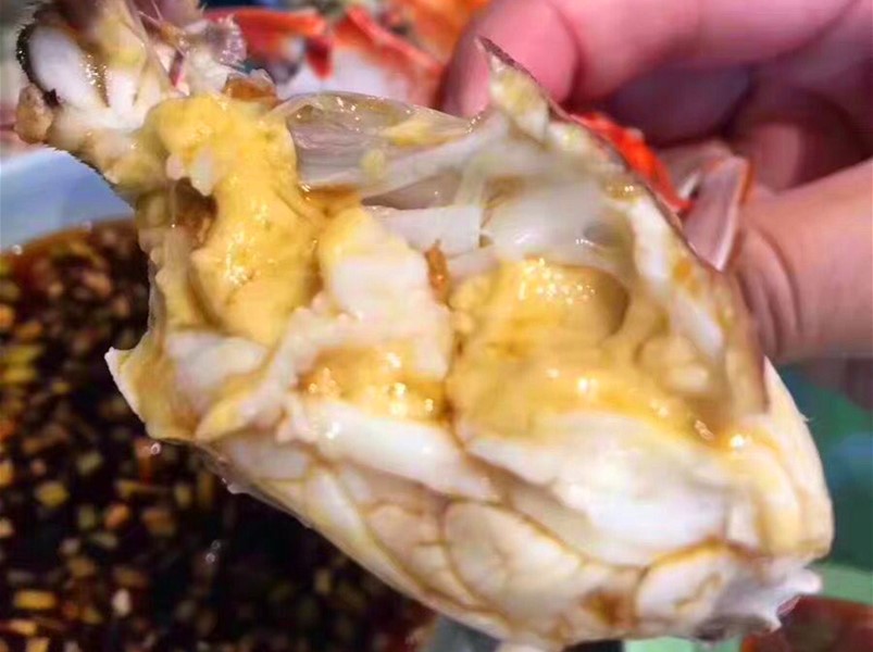 买到这样的梭子蟹千万别吃不新鲜,渔民挑梭子蟹的技巧分享给大家
