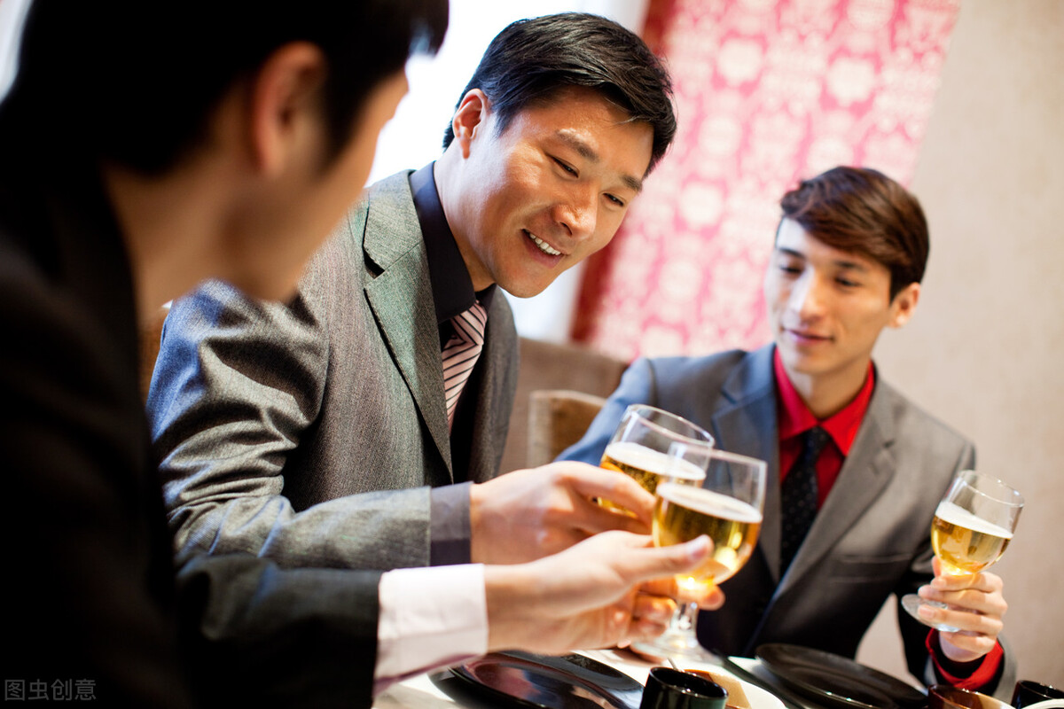 黄先生吃头孢结节小了2mm？医生：消炎药可以吃，具体还需看情况