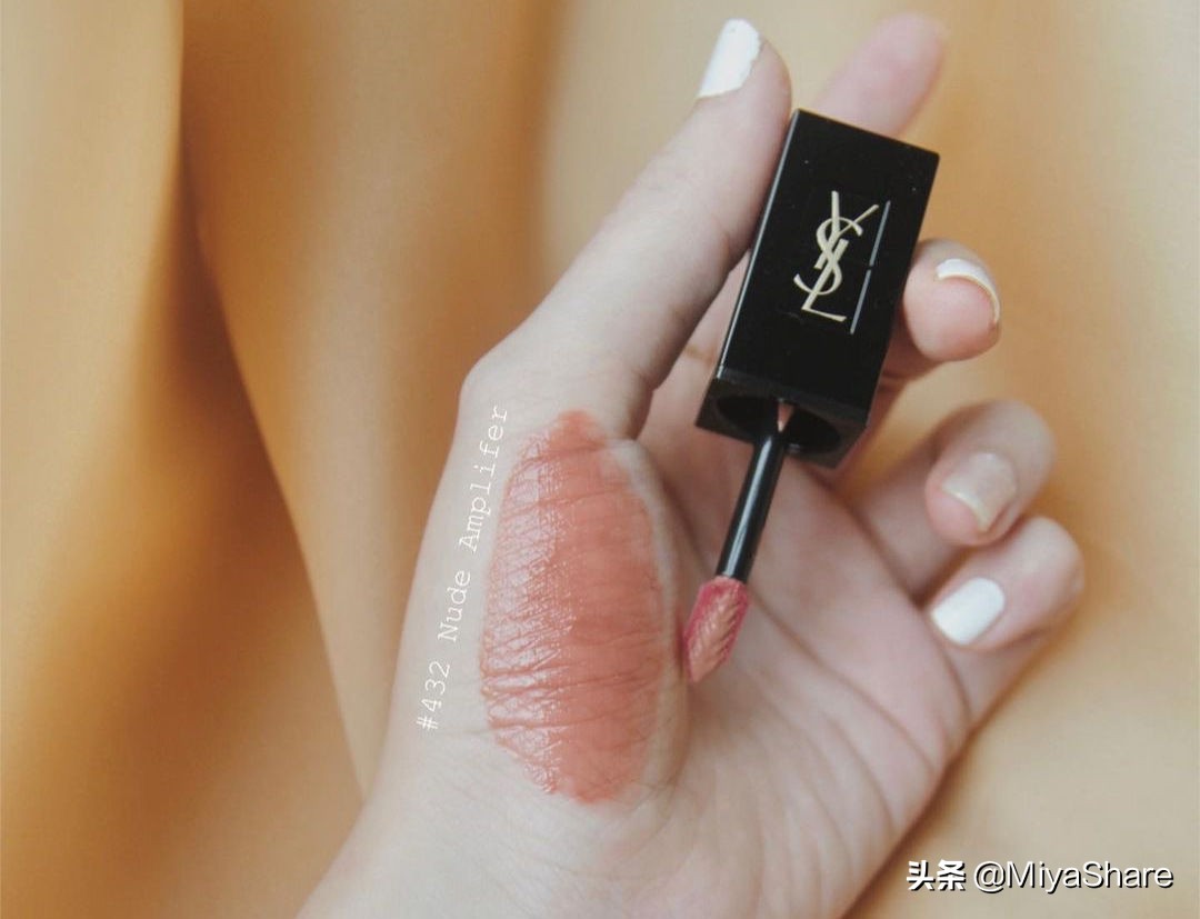 满满高级感超显白的奶茶色,奶茶色才是时尚榜一霸好看显气质