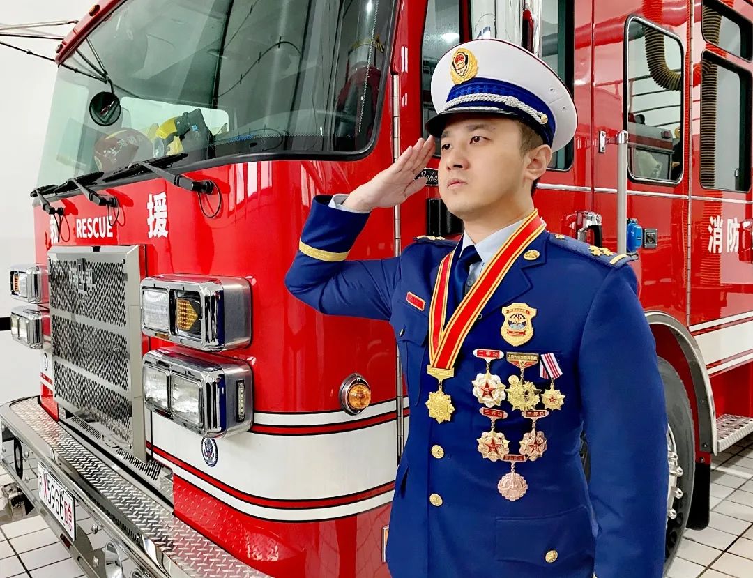 身边的人个个都优秀,身边的中大奖的人