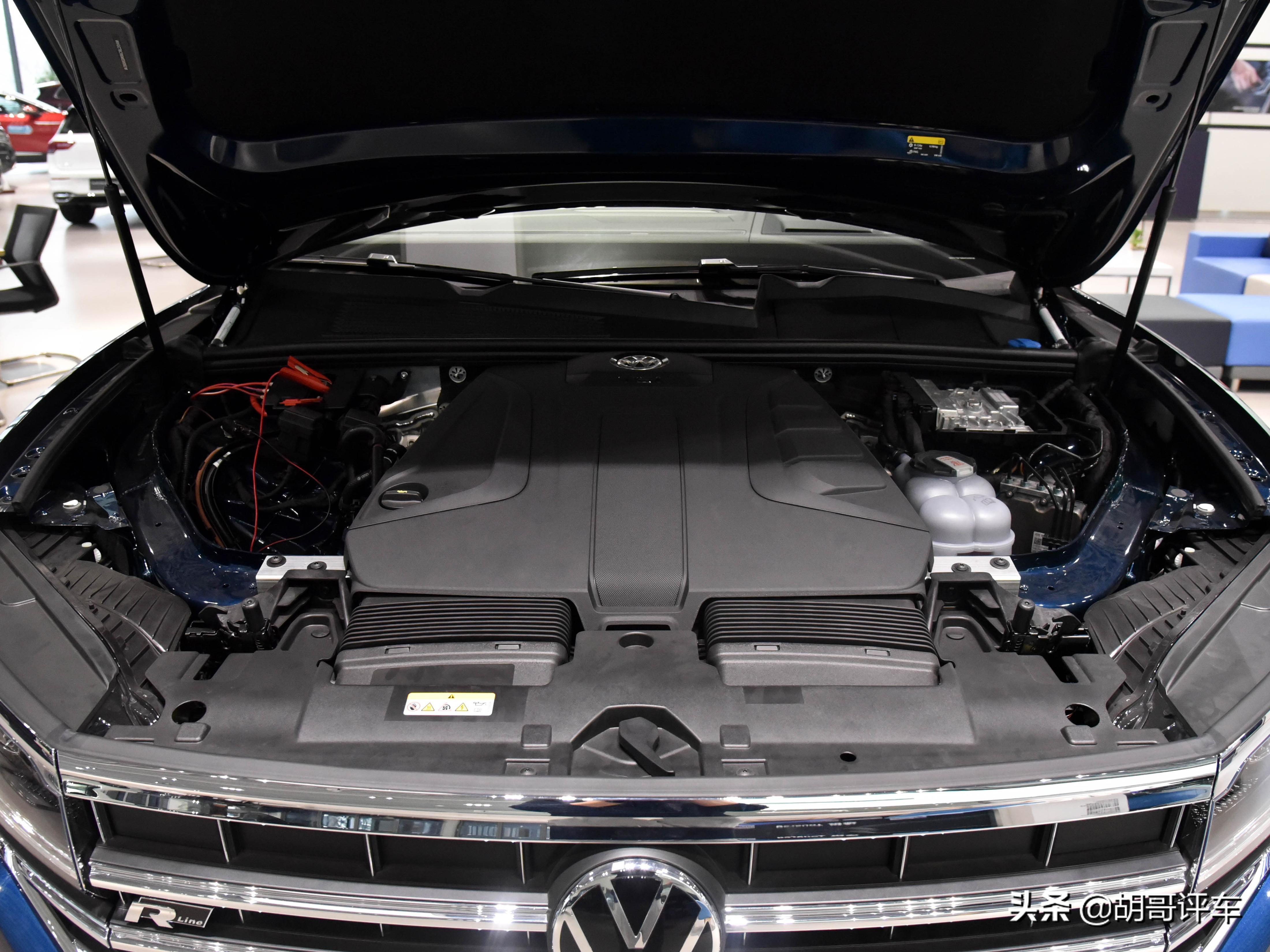 第三代大众途锐尺寸,轴距近2米8