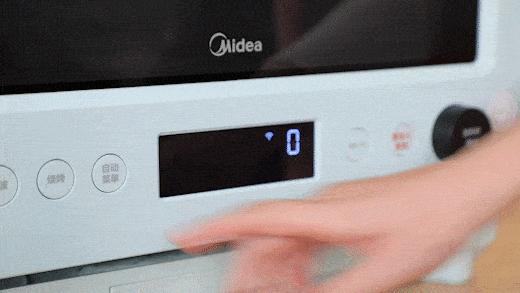 抗击疫情我不辱使命,抗击疫情我们以毒攻毒