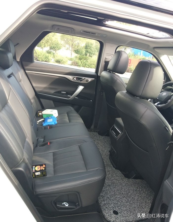 没买合资大众途观,选择了国产长安CS95,开过一段时间晒出了油耗