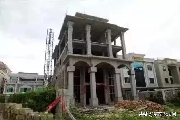 村支书带领全村贩毒被抓,4000名警察出击捣毁制毒村