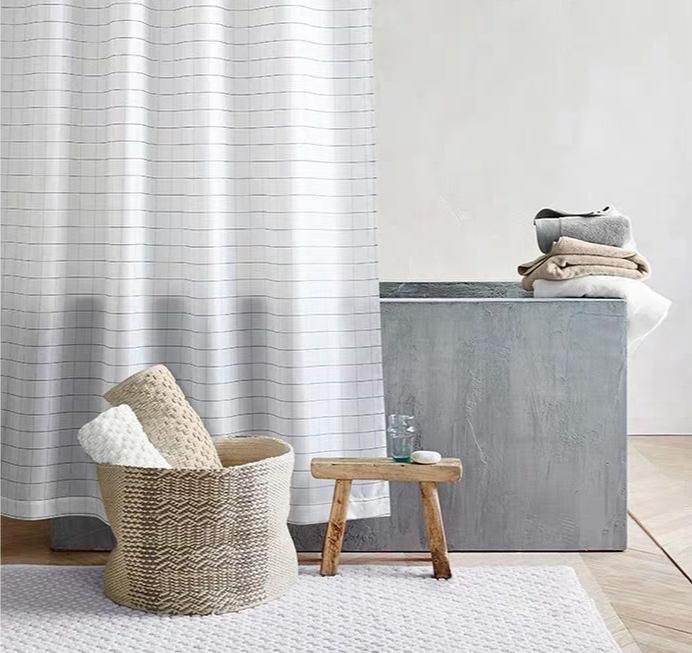 小浴室有必要做隔断吗,淋浴区不装玻璃用浴帘