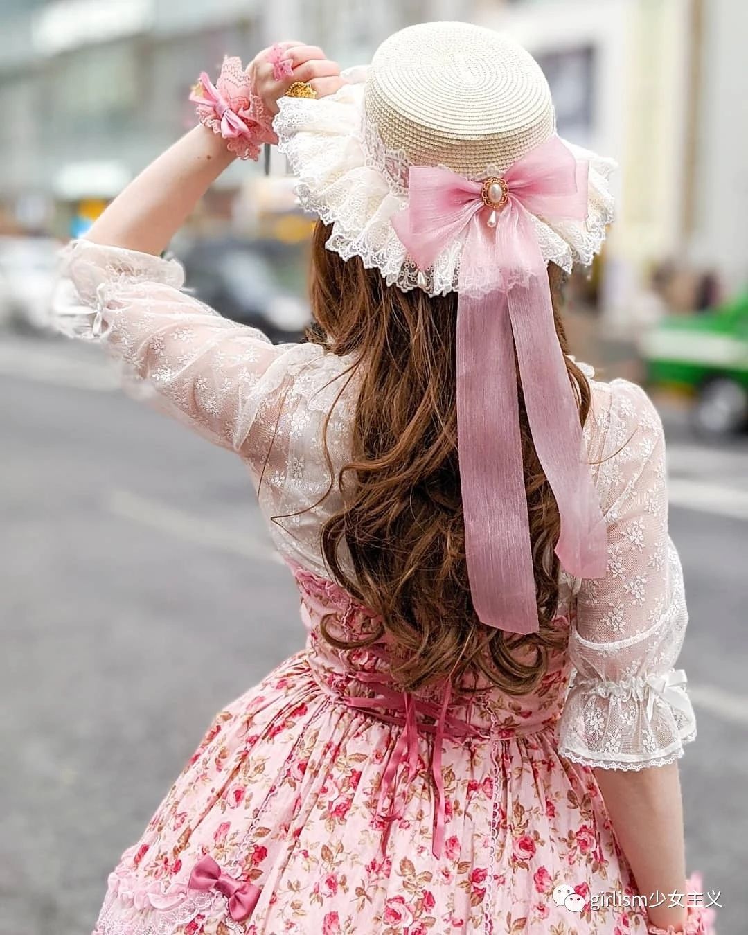 Lolita协会会长美沙子教你做“痛lo”？地球人混搭Lo装推荐