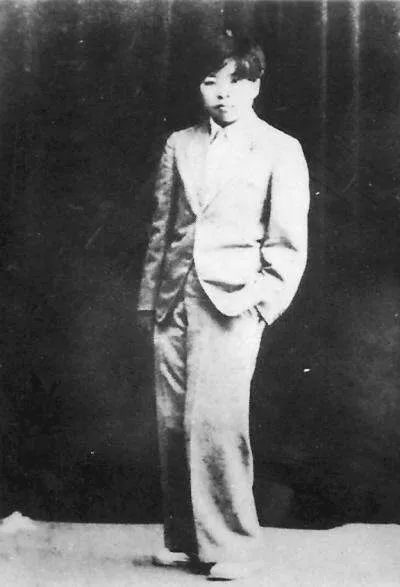 萧红最后的岁月,萧红孤身抗争的一生