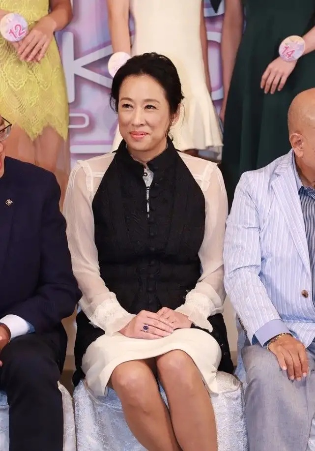 郭晶晶婆婆朱玲玲近况,郭晶晶婆婆朱玲玲简历