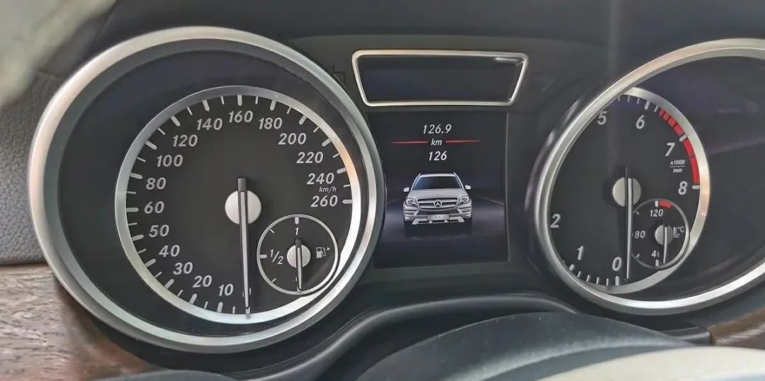 奔驰哪款车最值得入手2023款,入门级奔驰哪一款二手车值得购买