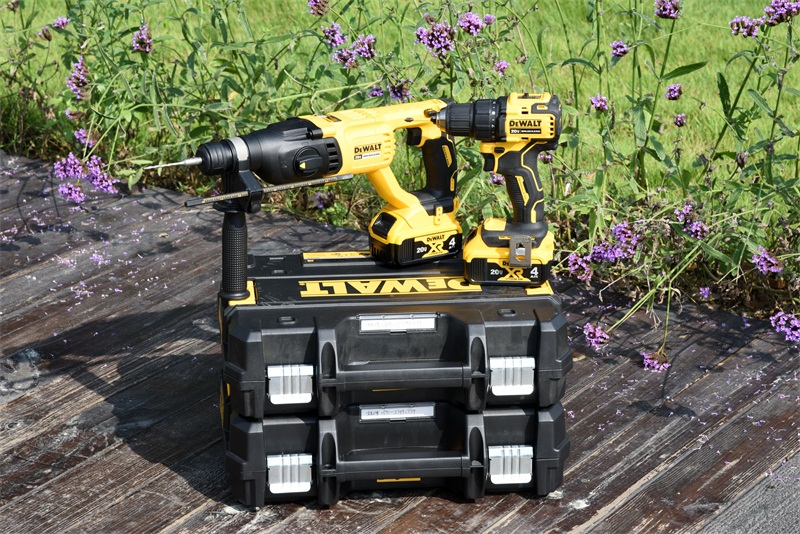 释放自我，轻巧随行-得伟DCH133无刷充电电锤入手使用体验