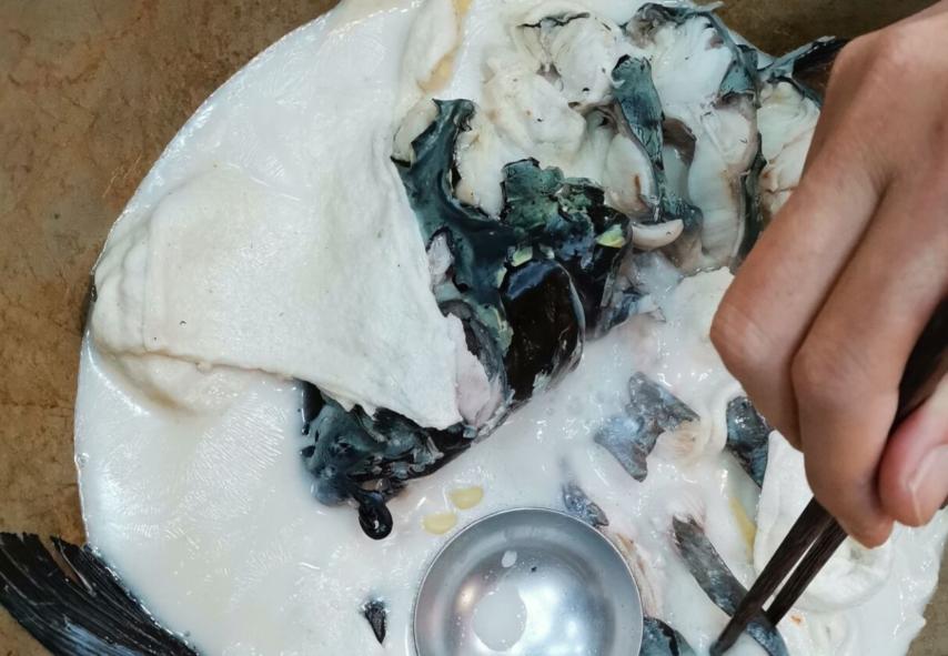 滕州老杜石锅鱼,滕州石锅鱼