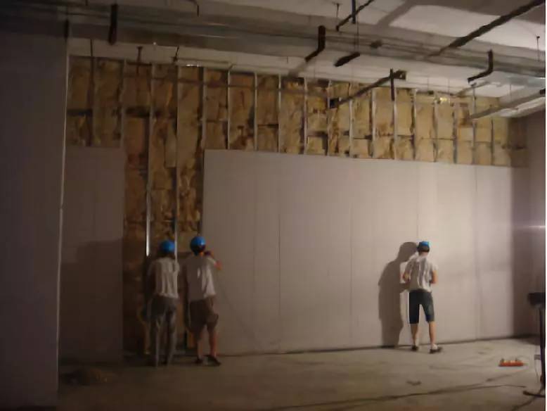 轻质隔墙底部导墙要求及规范,轻质隔墙施工国家规范要求