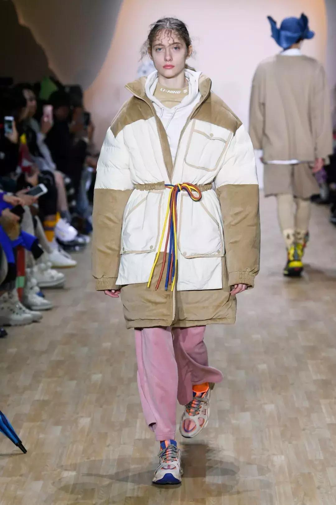 李宁2020纽约时装,李宁2019纽约时装周鞋