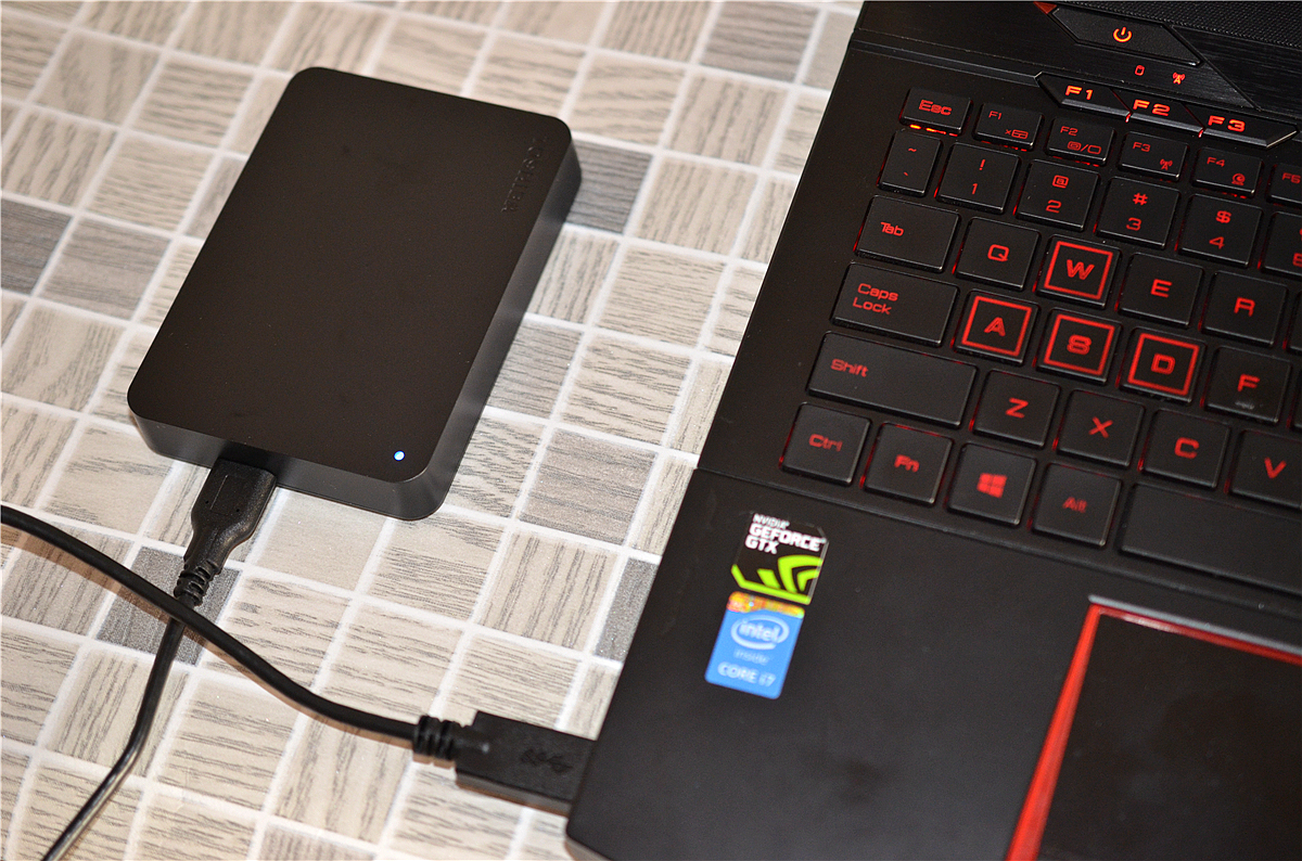 4TB超大容量+便携实用的移动硬盘-东芝A3移动硬盘体验