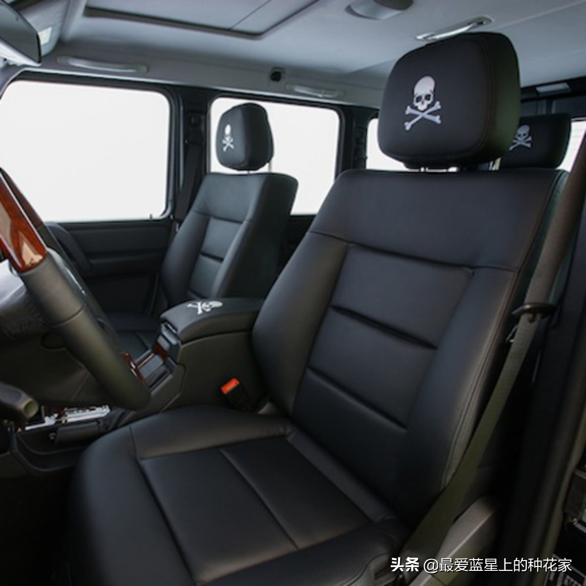 奔驰大g1994老款,奔驰大g有几款车型和价格