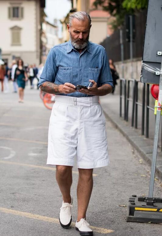 4分短裤军装男休闲,男士连帽工装短裤