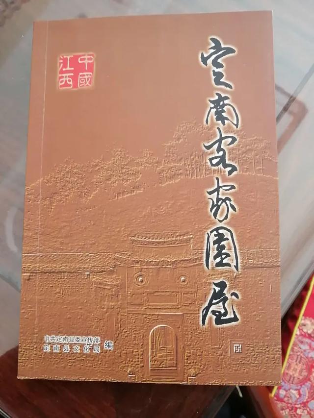 诗与岁月同歌原唱,诗与岁月同歌歌曲