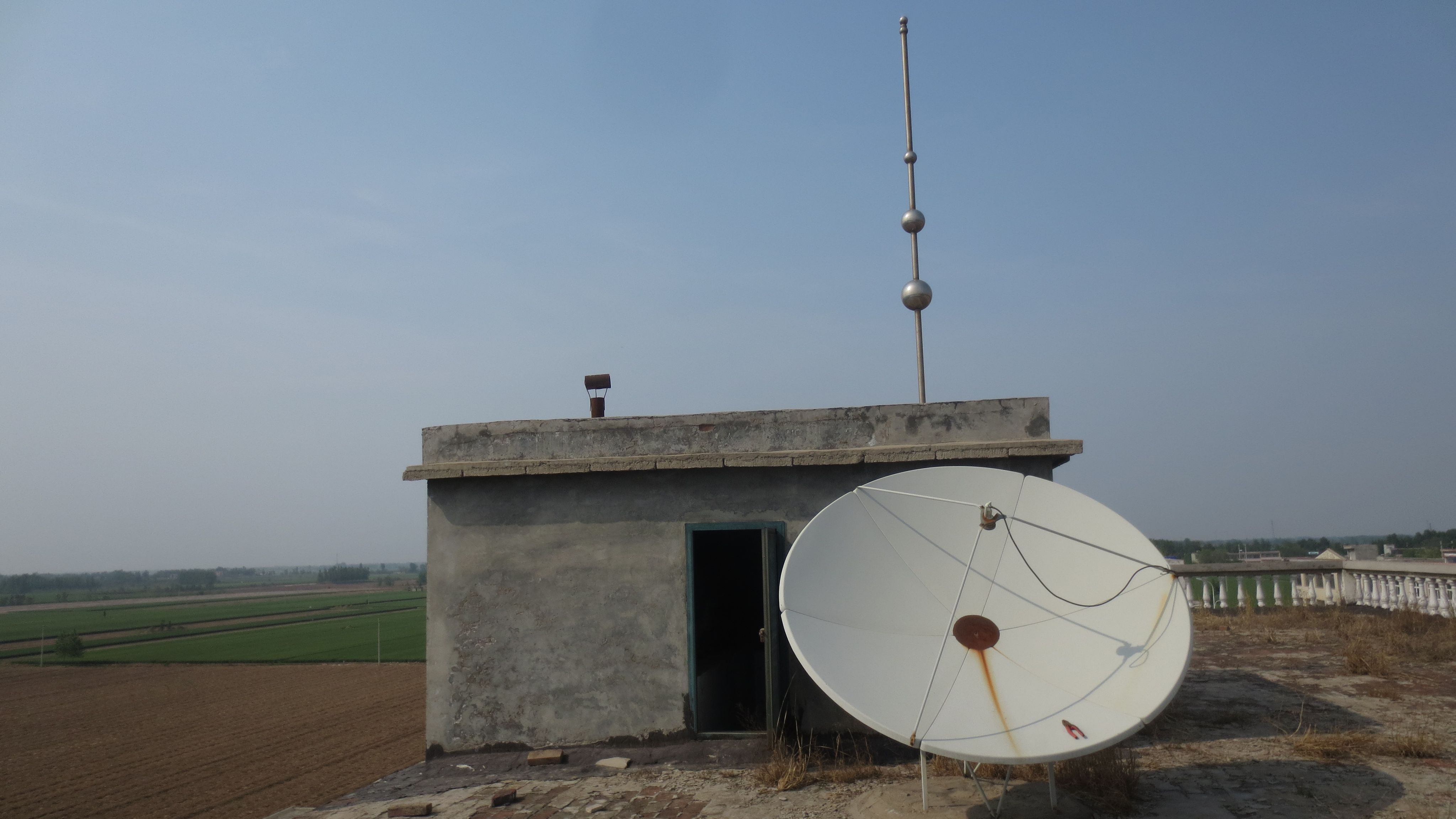 曾经风靡全国的卫星锅为何不用了,卫星锅现在还有存在的必要吗