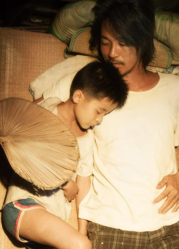 长江七号张雨绮笑周星驰帅片段,长江七号张雨绮与周星驰什么关系