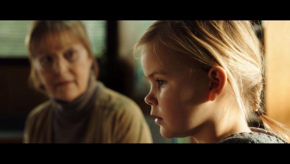 男子遭围殴毒打,男子多次被殴打