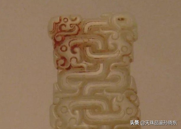 蓝沁缠丝玛瑙天珠是天然的吗,蓝沁一线药师天珠是天然的吗