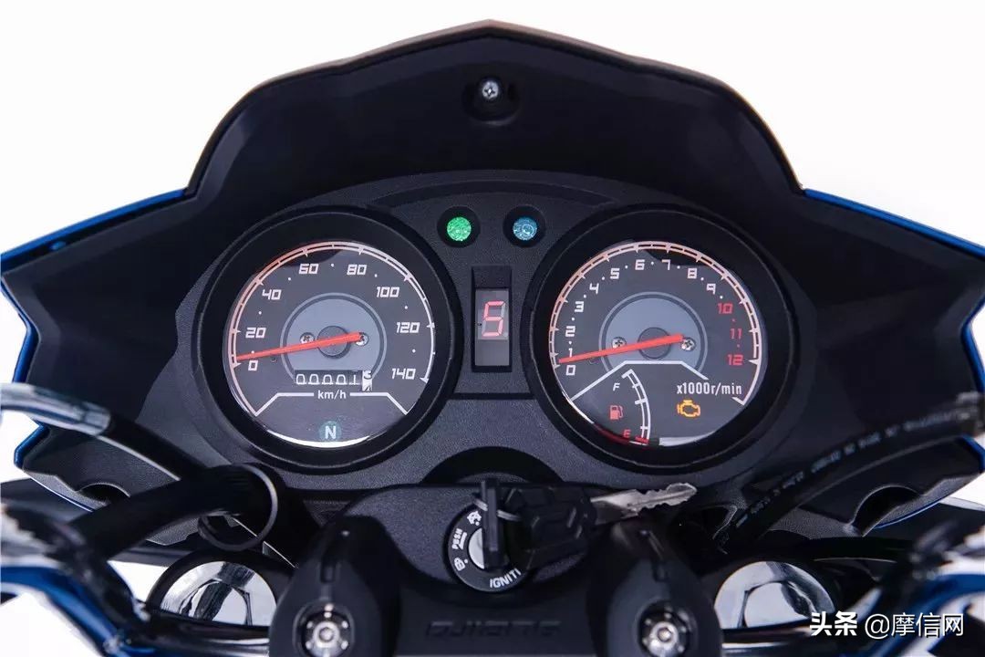 钱江摩托新品上市发布会强势登陆四川