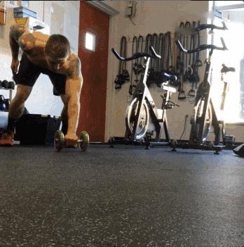 腹肌轮能不能练出腹肌,腹肌轮真的能练出腹肌吗