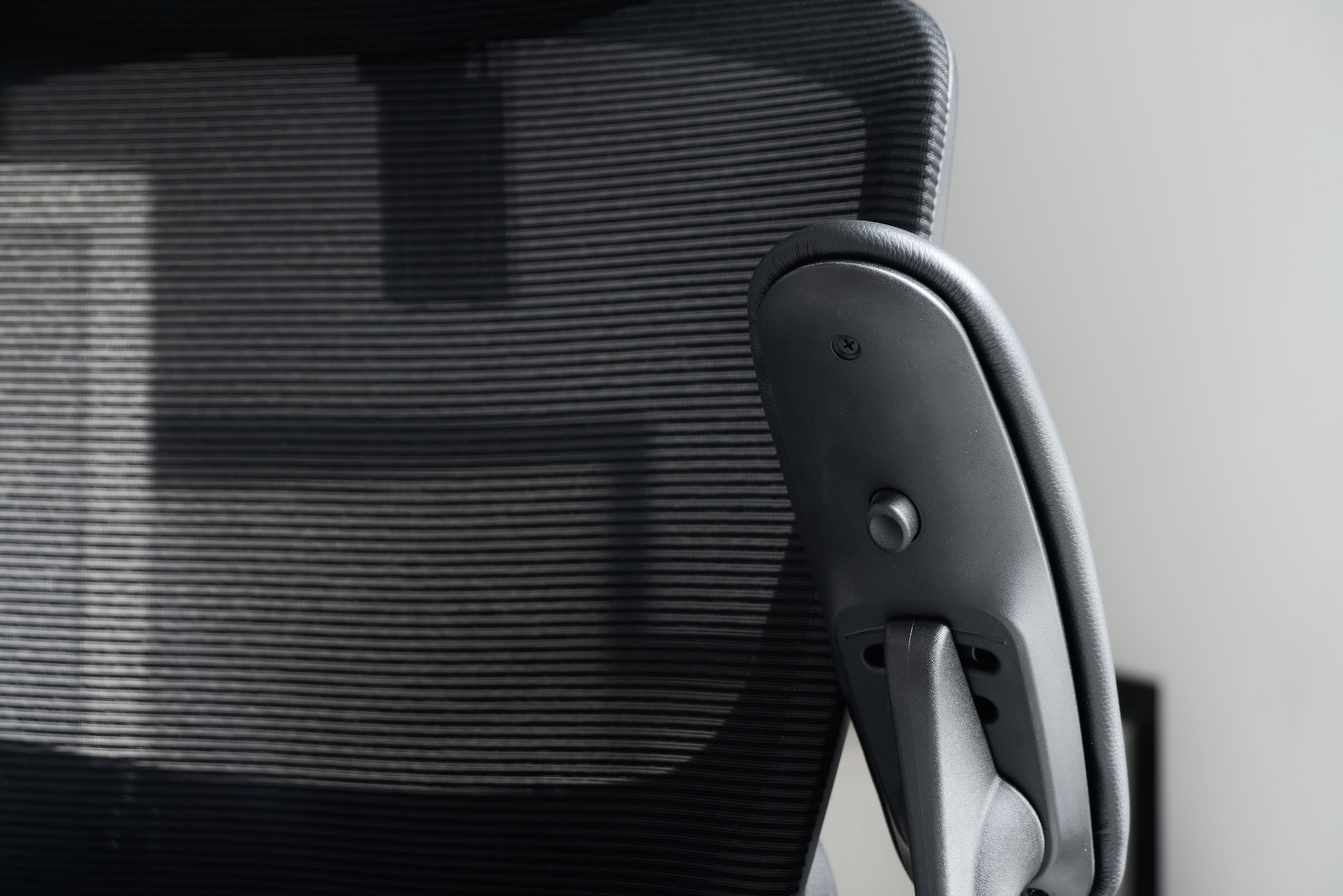 网易严选人体工学椅星舰测评,网易严选星舰椅和探索家哪个好