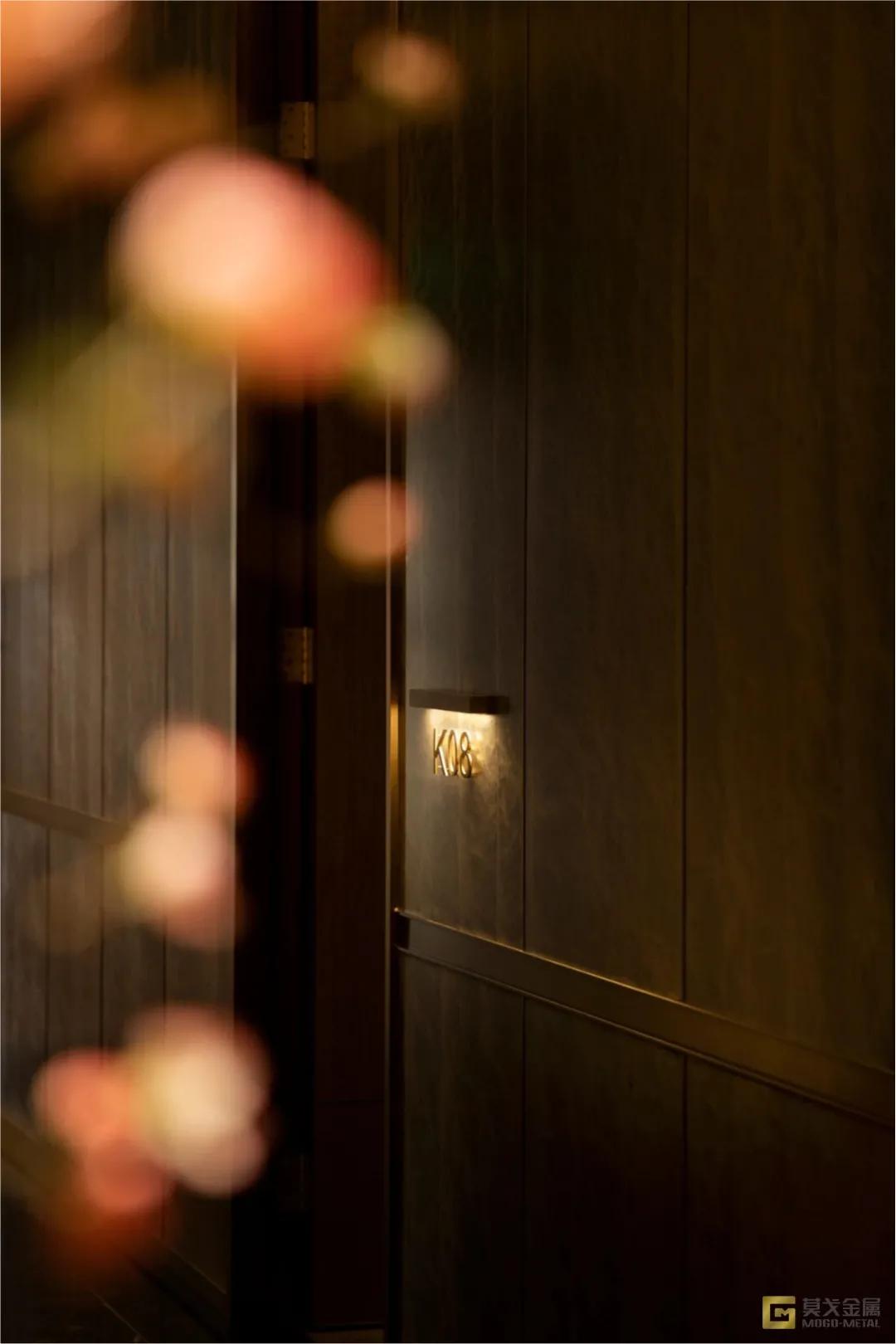 莫戈极简家具,莫戈金属不锈钢高端定制家具