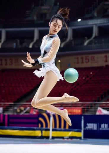 糖宝现在越来越漂亮了,糖宝的身材