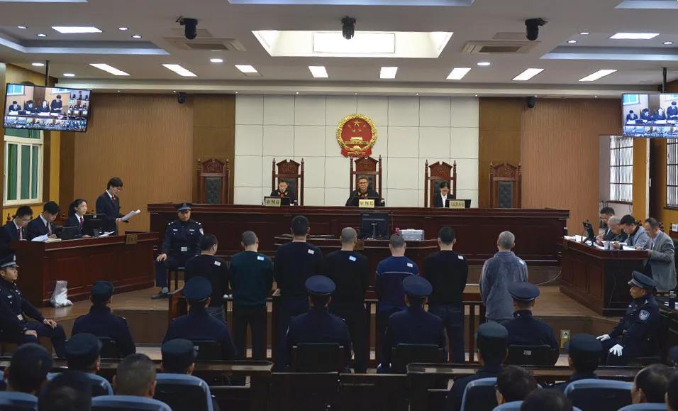 黑老大被判有期徒刑23年,黑老大一审获刑二十年