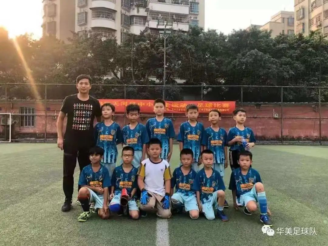 校园足球点燃绿茵梦想,校园足球联赛拉开序幕