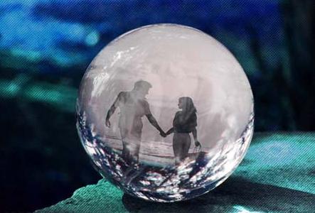 心理测试四个玻璃窗选一个,心理测试测你在他心中的形象