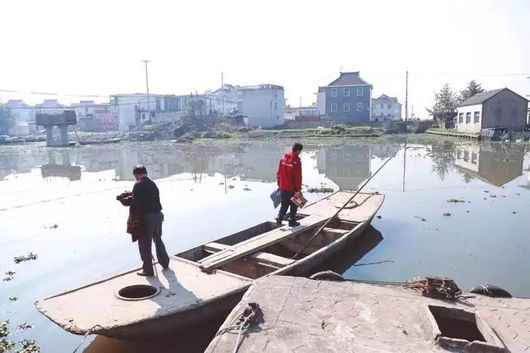 双十一快递收到好物,双11快递正在签收