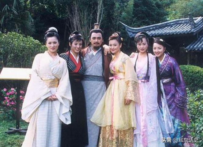 段正淳和萧峰是什么关系,段正淳为啥讨女人欢心