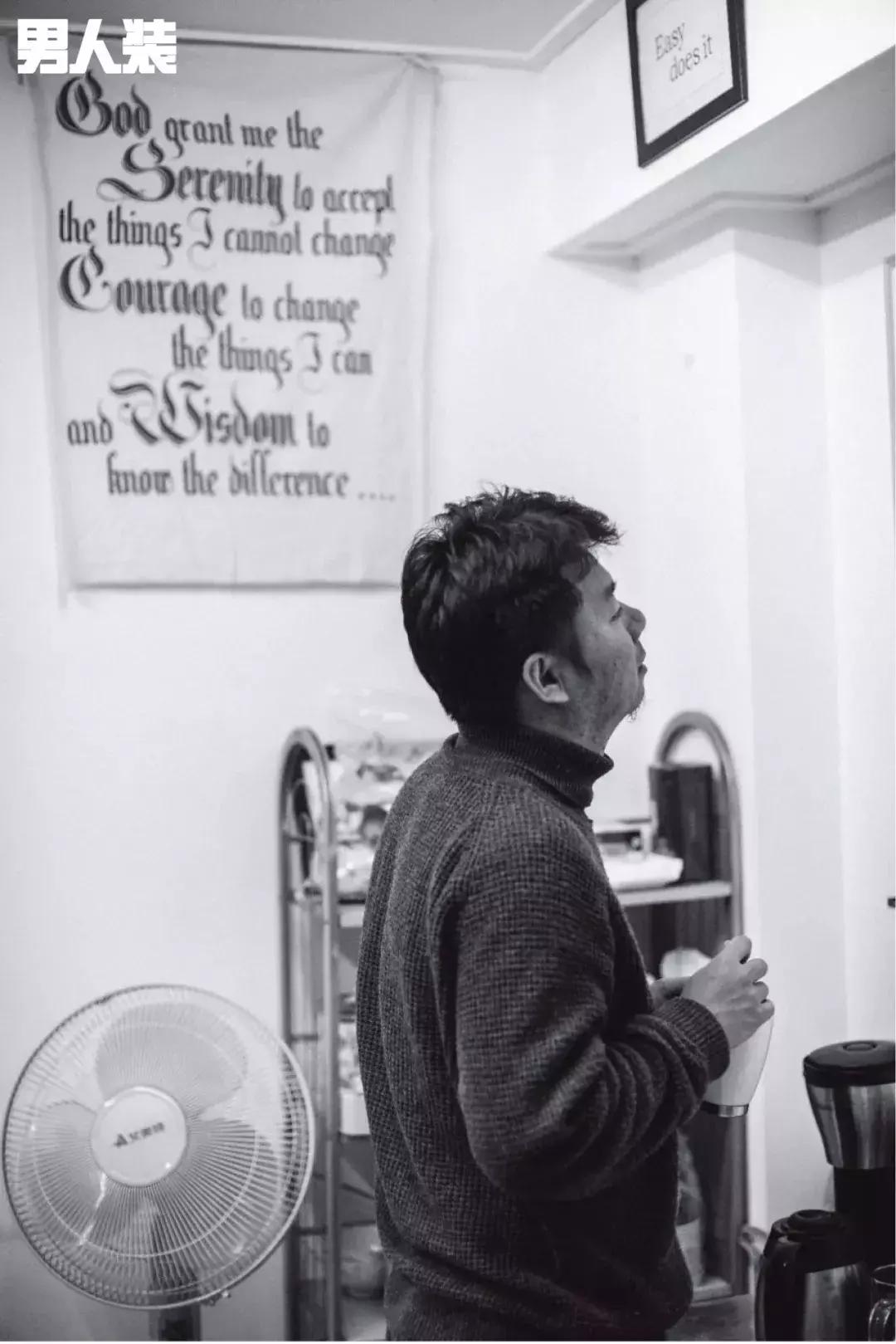 探秘“戒酒会”：这里有一群嗜酒如命的疯子