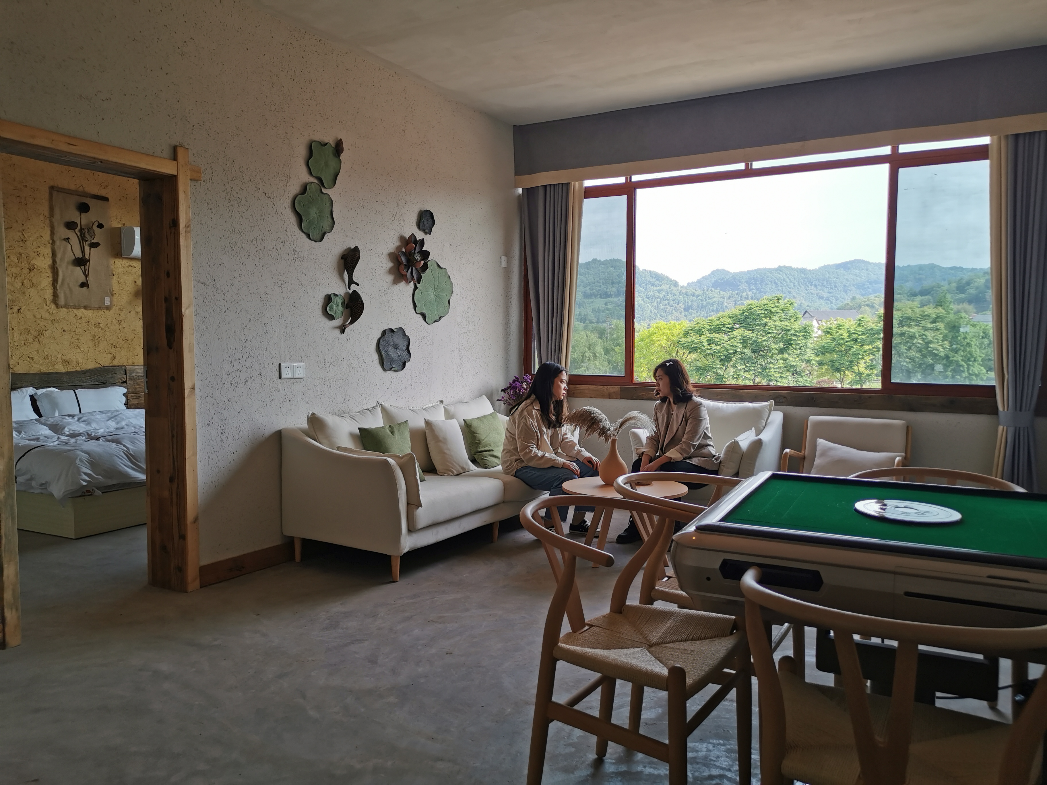 铜梁土桥镇:原乡藕寓五一迎客西郊绿道产业链延长