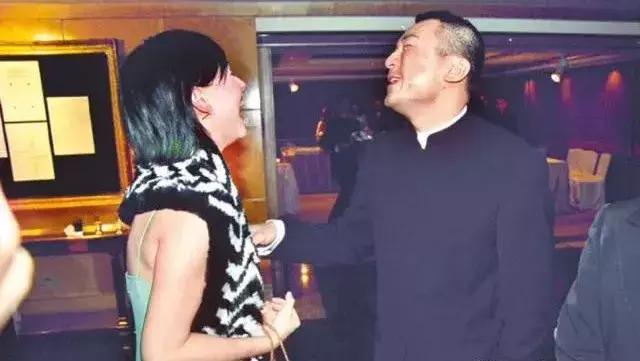 那个曾经最美亚洲小姐的人生真像过山车啊