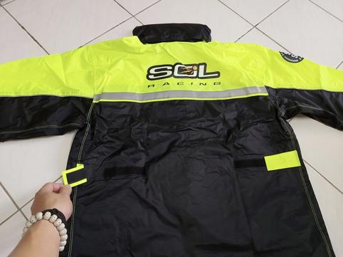 开箱体验，全新雨衣SOLSR-5运动型两件式骑行雨衣
