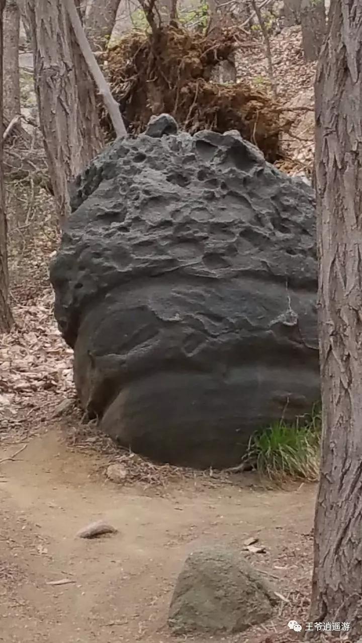 邹城峄山石头怎么形成的,峄山的石头是怎么形成