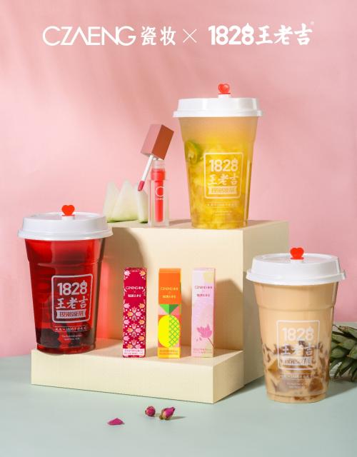 蕾哈娜进军时尚界,时尚美女蕾哈娜