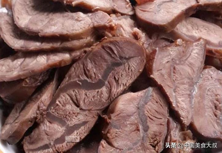 如何使卤出的牛肉回味更好？怎样才能有效避免牛肉一切就碎?