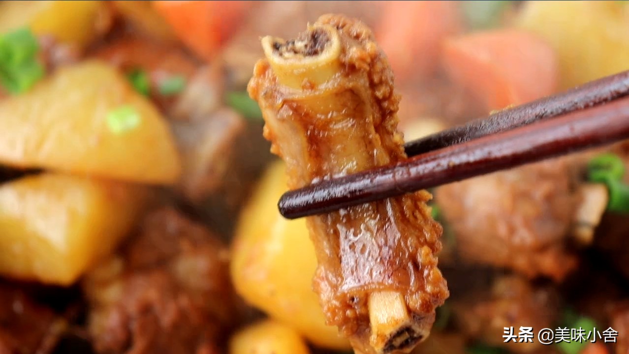 排骨这样做特别的入味好吃,排骨怎么做才最好吃简单做法