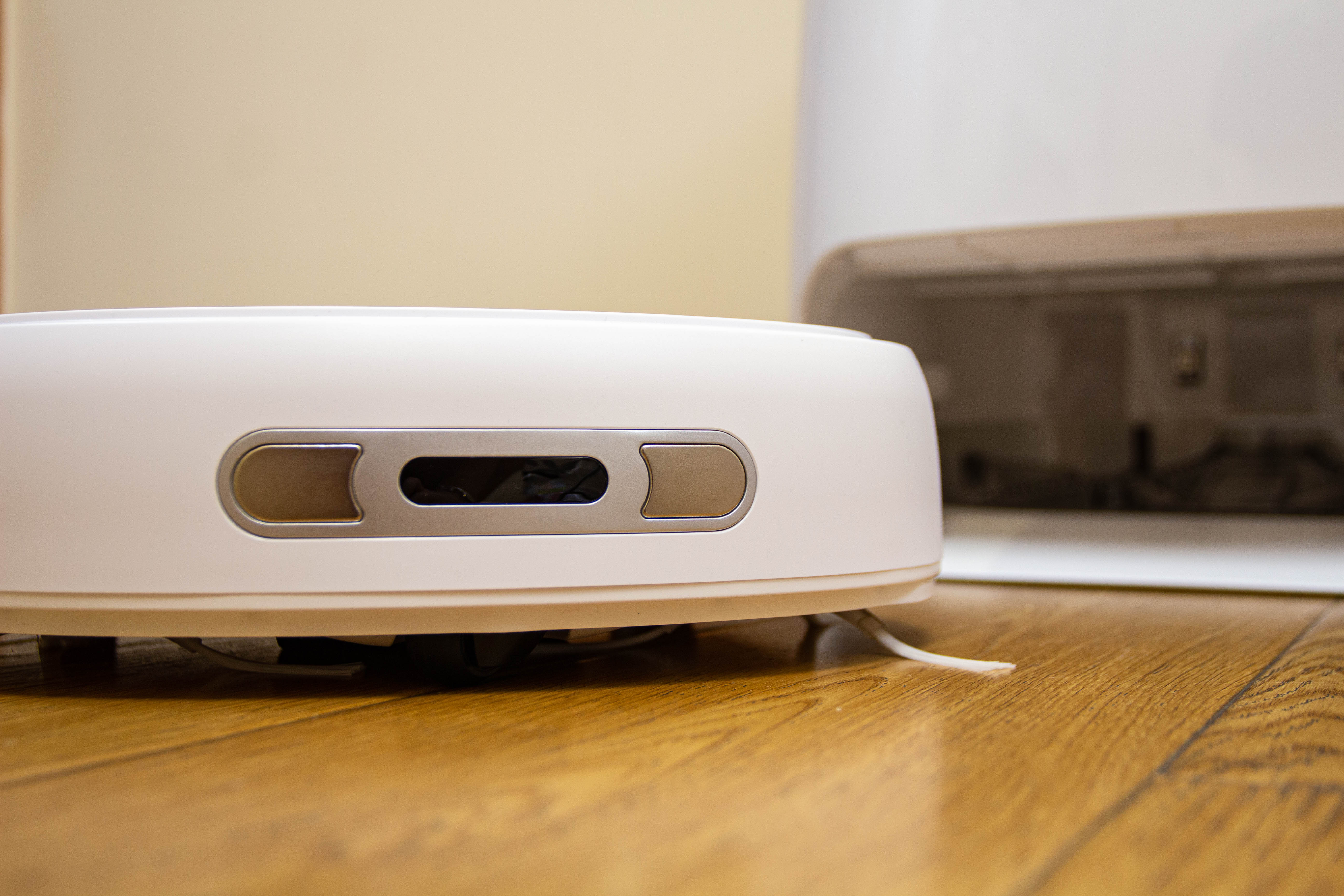 可以自动洗拖布的扫拖机器人，是行业标杆？还是智商收割机？